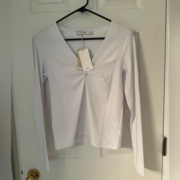 Knot detail white tshirt from Mango - Picture 5 of 7